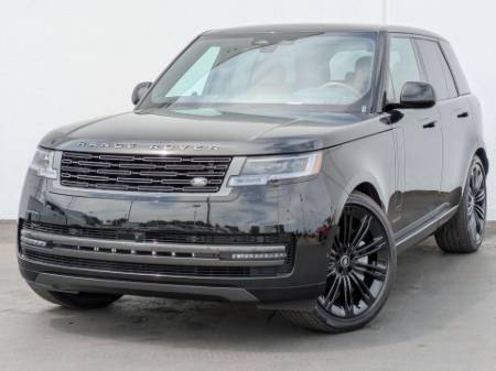 2025 Land Rover Range Rover P530 SE