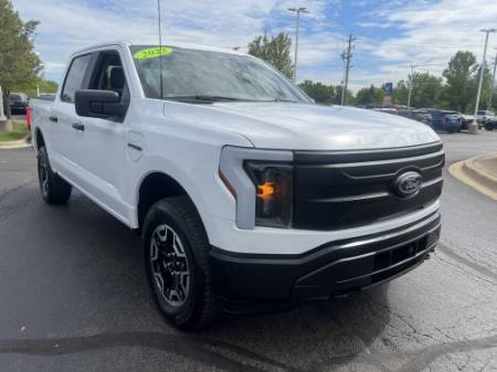 2022 Ford F-150 Lightning PRO