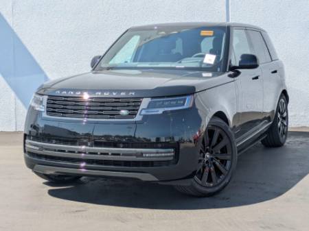 2025 Land Rover Range Rover P550e SE