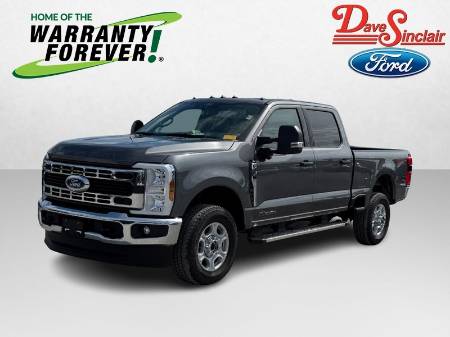 2025 Ford Super Duty F-350 SRW XLT