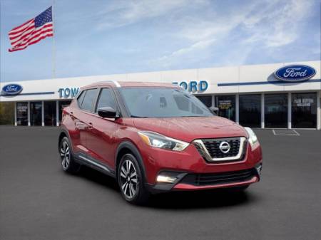 2019 Nissan Kicks SR