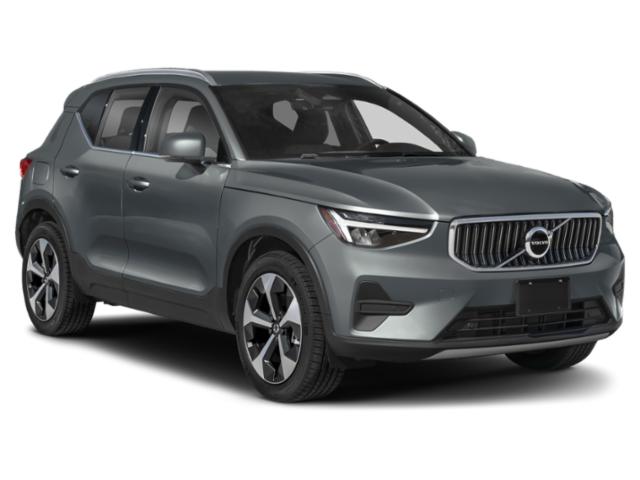 2025 Volvo XC40 Plus photo 3