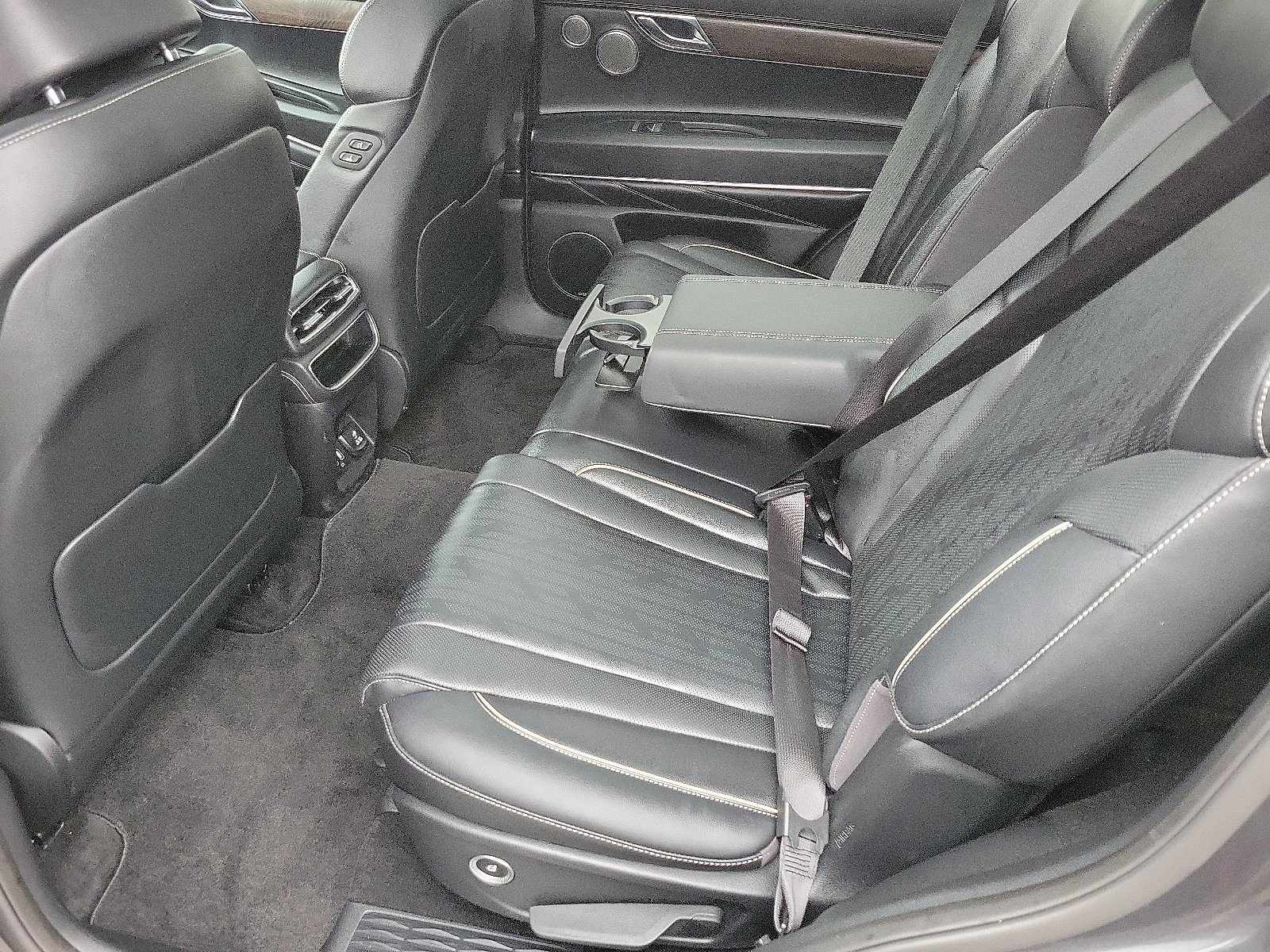 2021 Genesis GV80 Advanced 2.5T Prestige photo 11