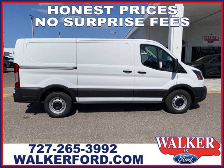 2025 Ford Transit Cargo Van Base