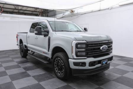 2025 Ford Super Duty F-250 SRW Platinum