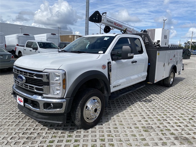 2025 Ford F-550 XL photo 2