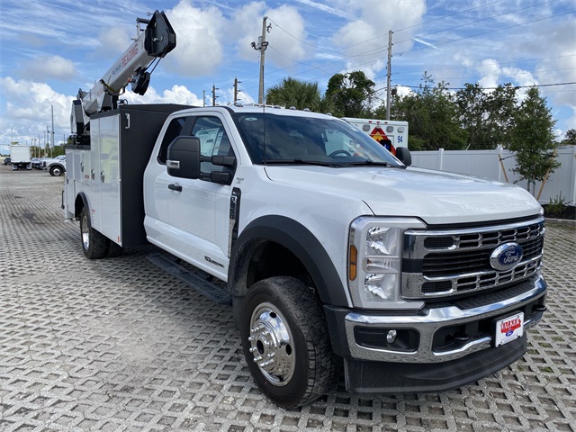 2025 Ford F-550 XL photo 4