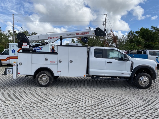 2025 Ford F-550 XL photo 5
