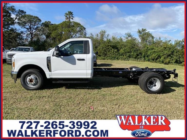 2024 Ford Super Duty F-350 DRW XL