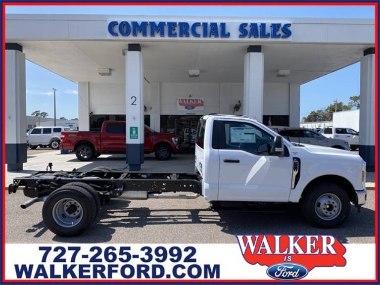 2025 Ford Super Duty F-350 DRW XL