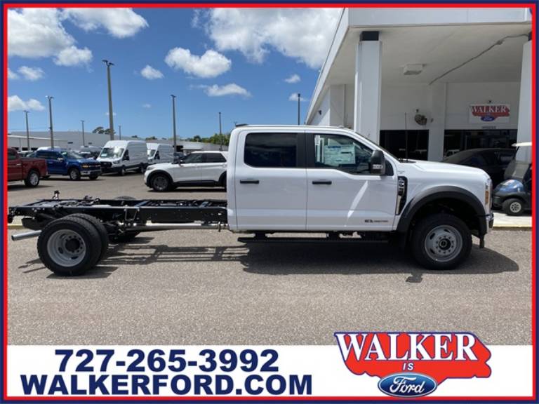 2025 Ford Super Duty F-550 DRW XL