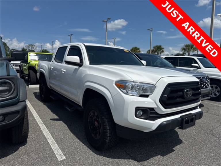 2022 Toyota Tacoma SR