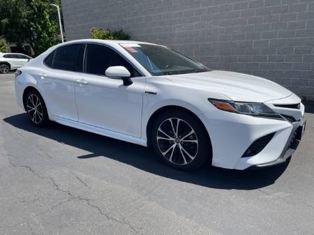 2019 Toyota Camry Hybrid SE