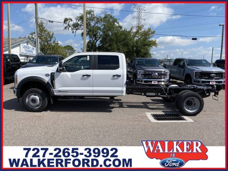 2025 Ford Super Duty F-550 DRW XL