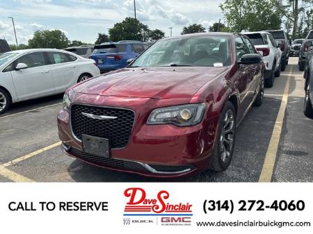 2018 Chrysler 300 Touring