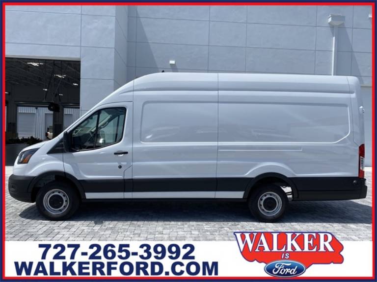 2025 Ford Transit Cargo Van Base