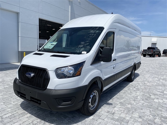 2025 Ford Transit Cargo Van photo 3