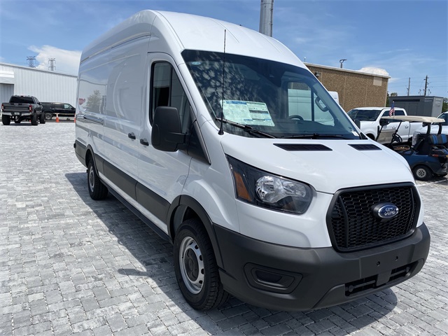 2025 Ford Transit Cargo Van photo 4