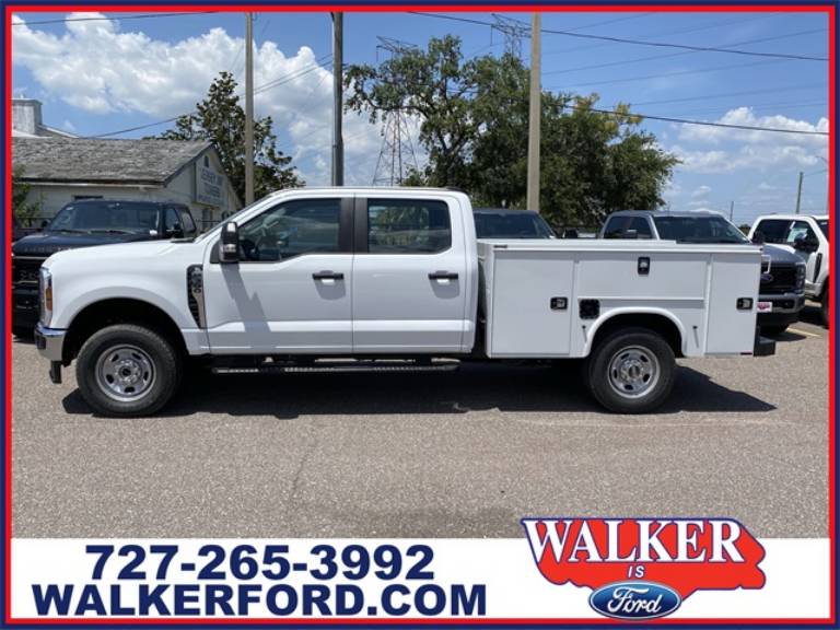 2025 Ford Super Duty F-350 SRW XL