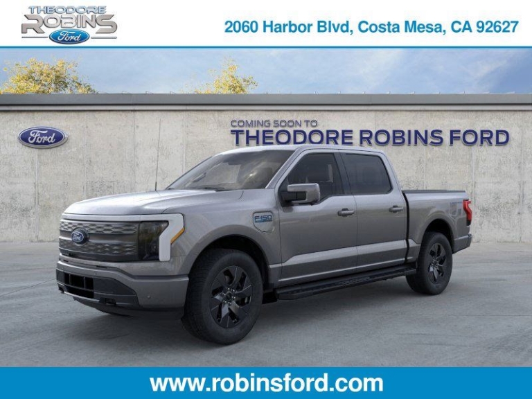 2025 Ford F-150 Lightning LARIAT
