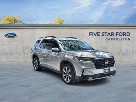 2023 Honda Pilot Touring