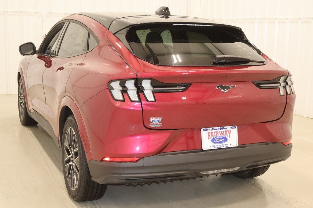 2025 Ford Mustang Mach-E Premium photo 3