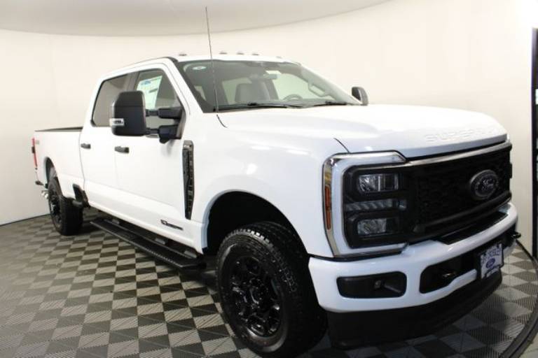 2025 Ford Super Duty F-350 SRW XL