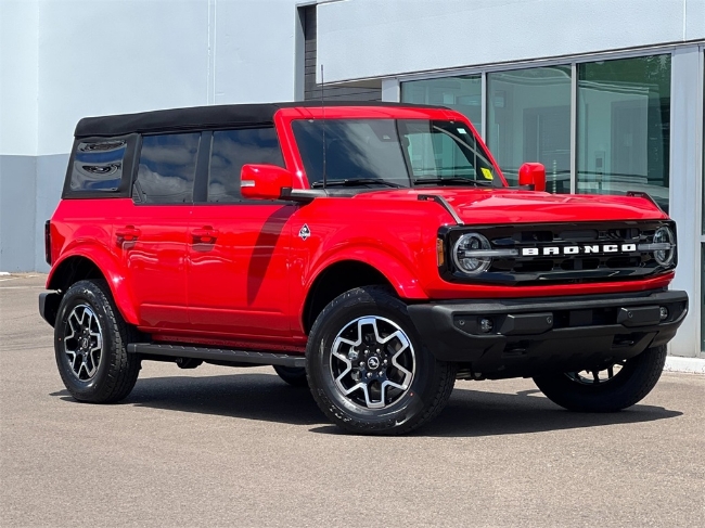 2024 Ford Bronco Outer Banks