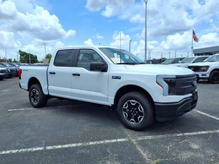 2024 Ford F-150 Lightning PRO