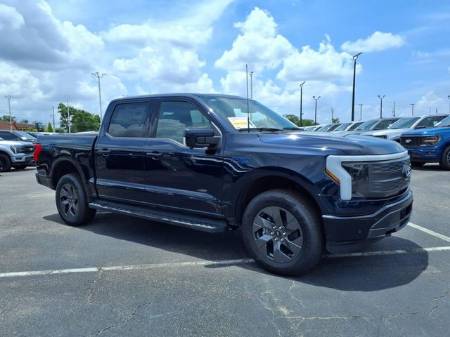 2025 Ford F-150 Lightning LARIAT