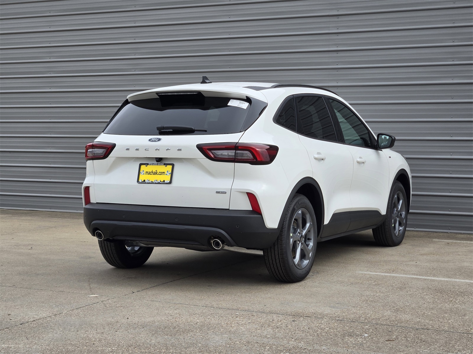 2025 Ford Escape ST-Line photo 2