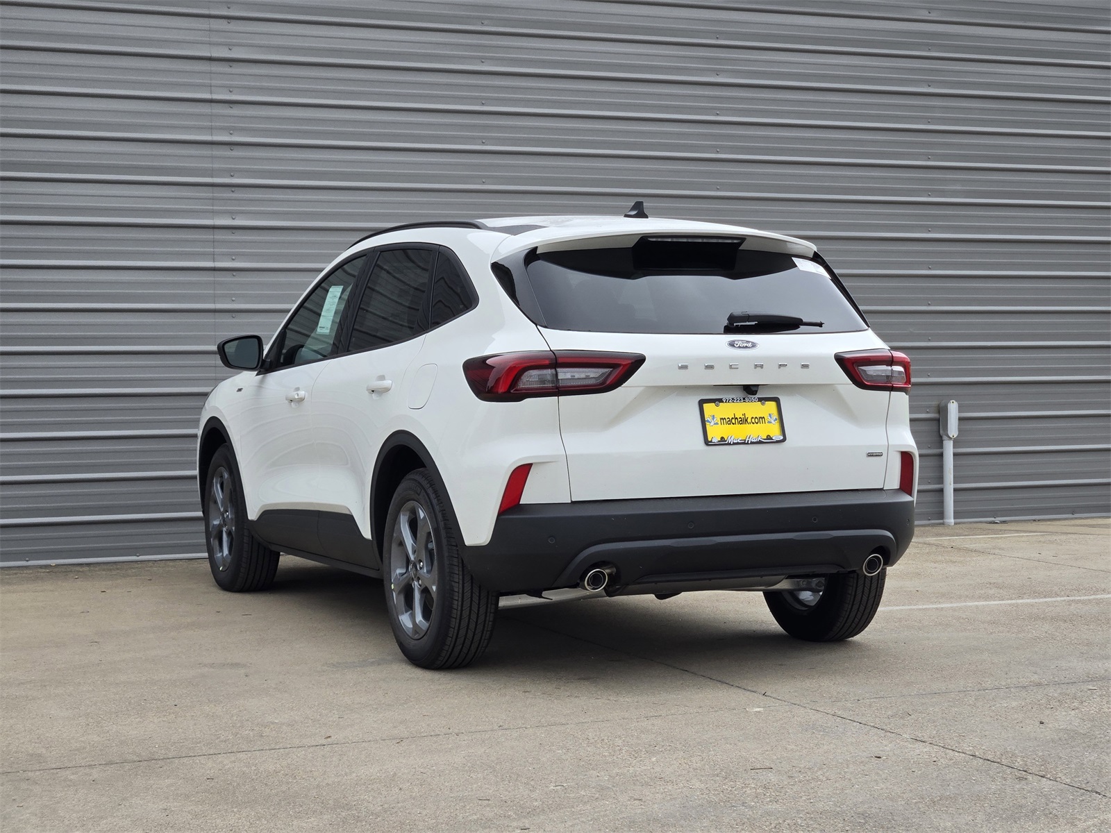 2025 Ford Escape ST-Line photo 3