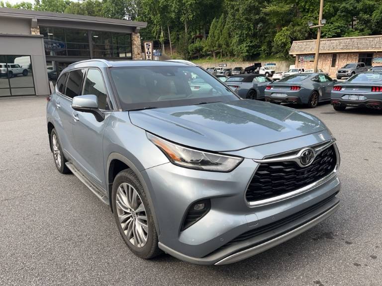 2020 Toyota Highlander Platinum