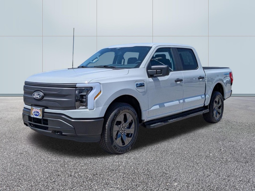 2024 Ford F-150 Lightning PRO