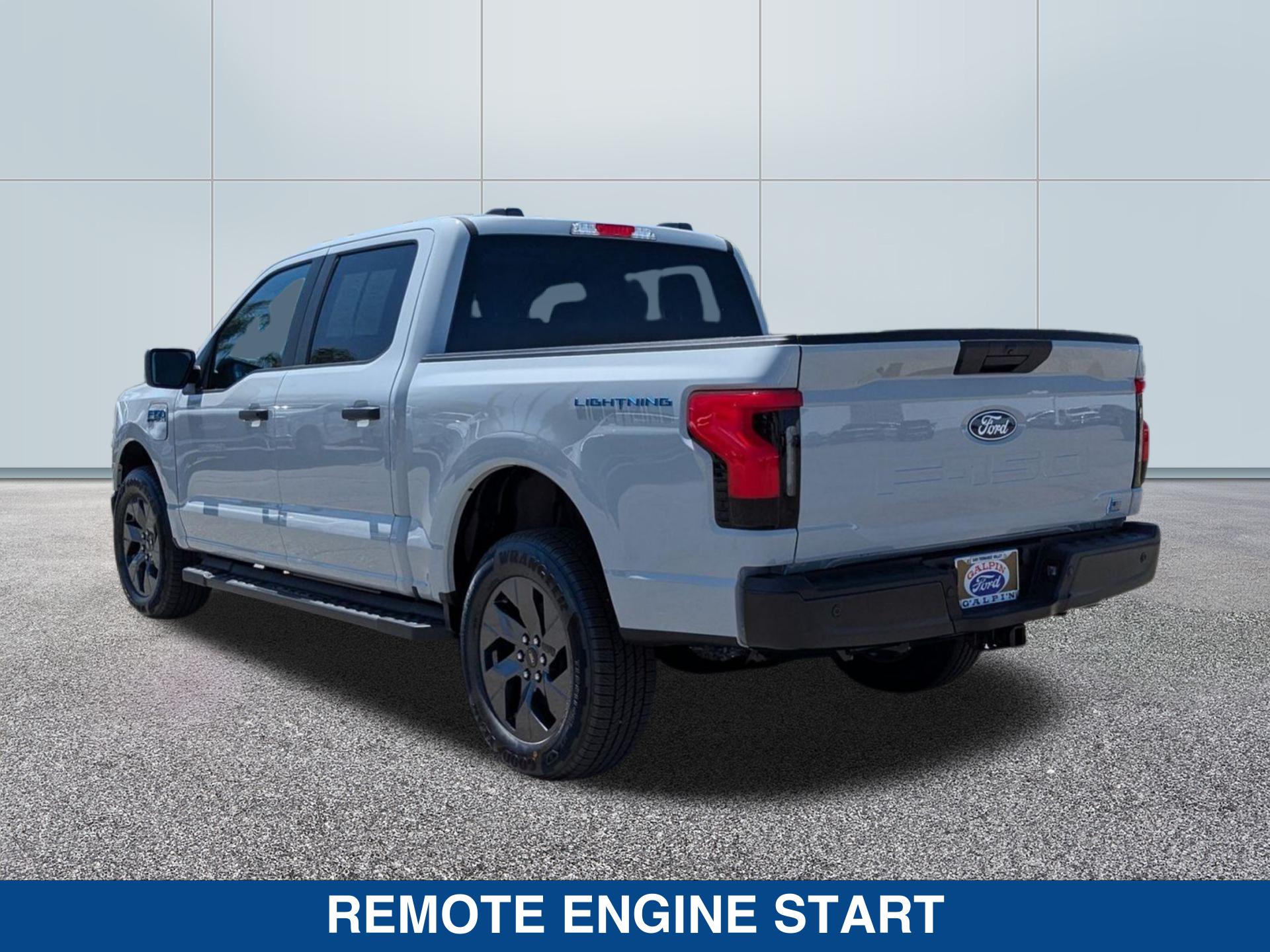 2024 Ford F-150 Lightning photo 6