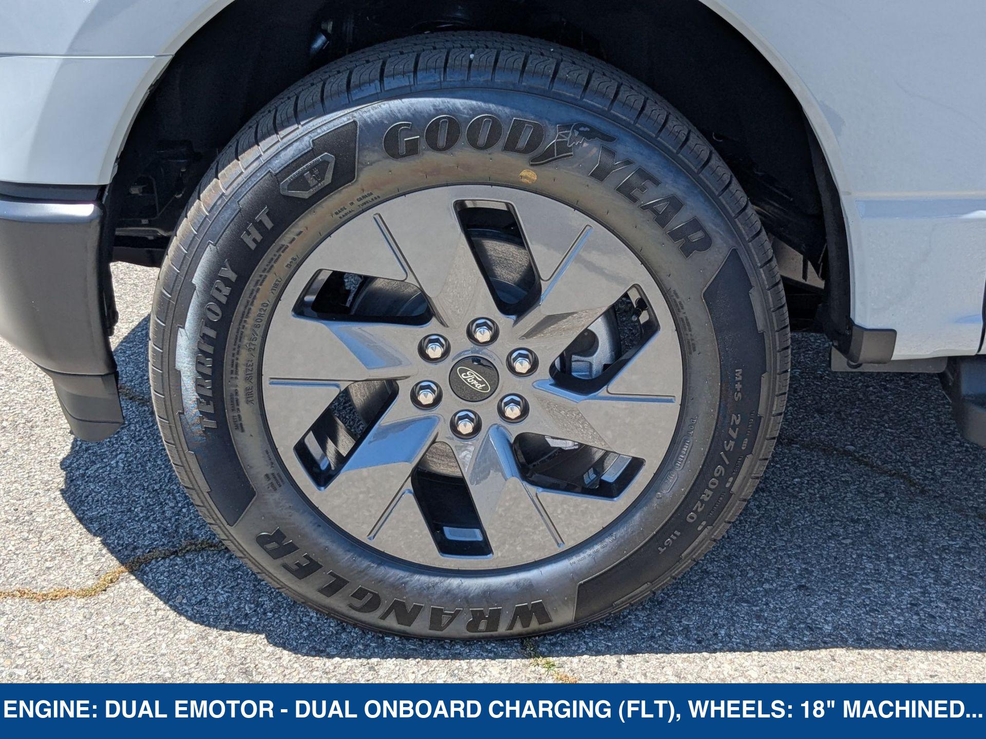 2024 Ford F-150 Lightning photo 12