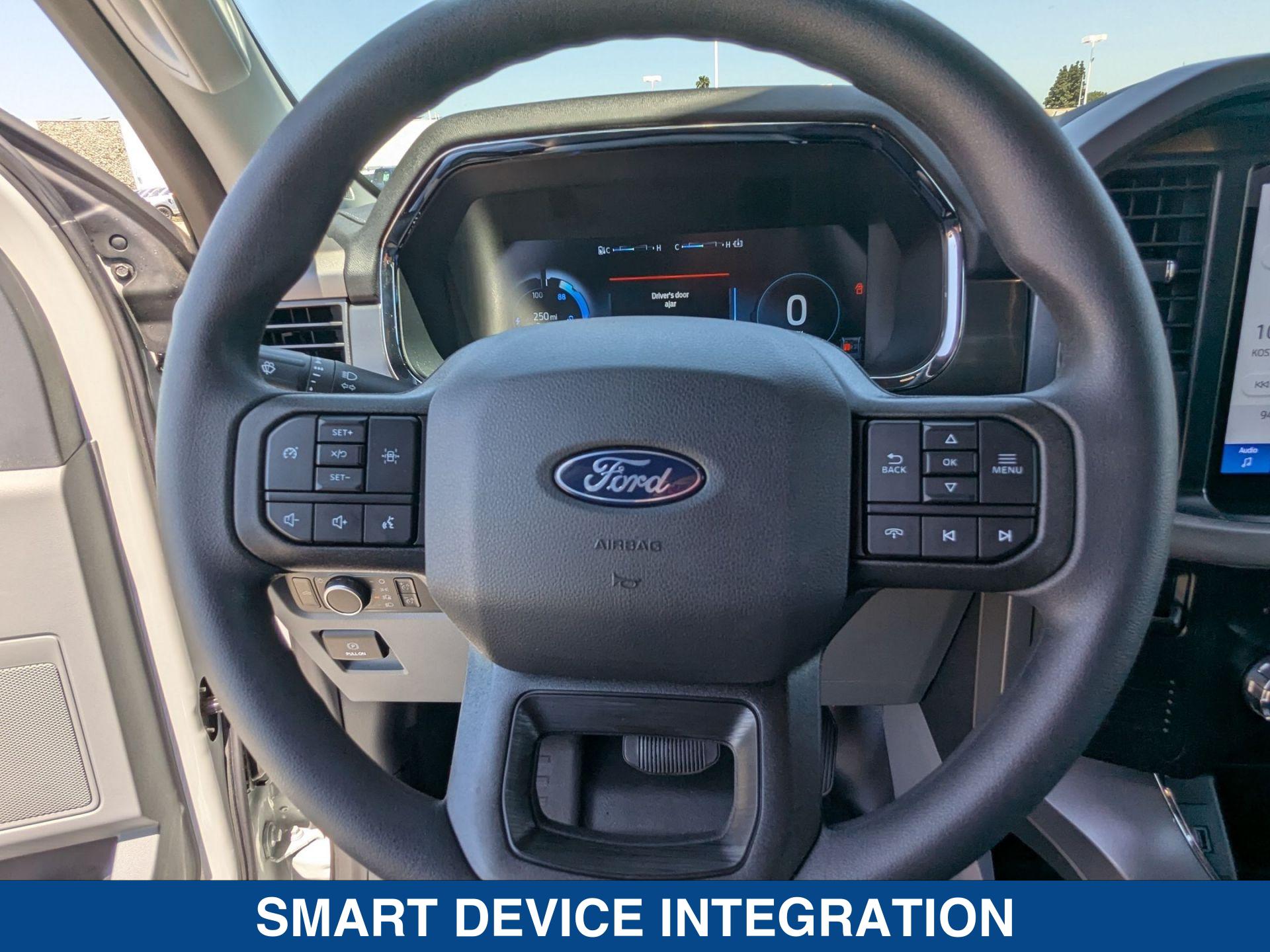 2024 Ford F-150 Lightning photo 18