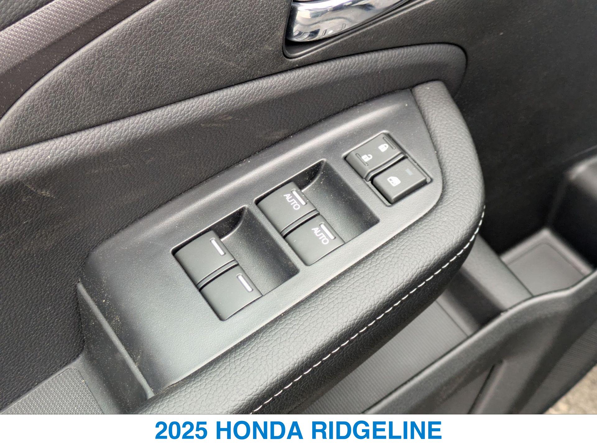 2025 Honda Ridgeline RTL photo 11