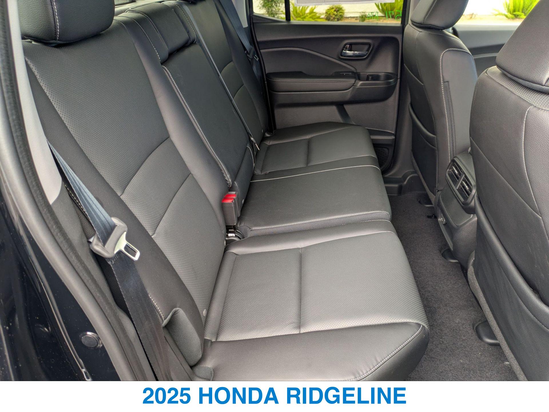 2025 Honda Ridgeline RTL photo 21