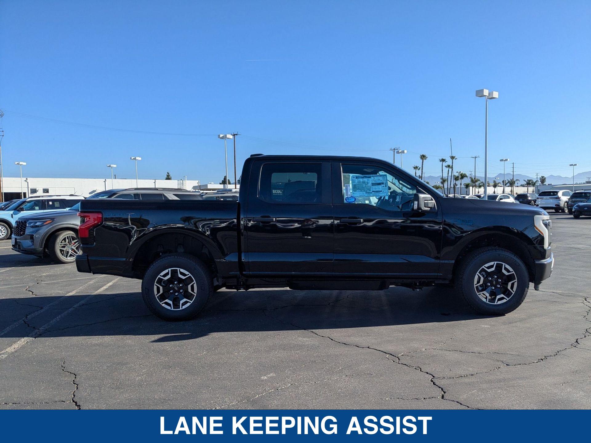 2024 Ford F-150 Lightning photo 9