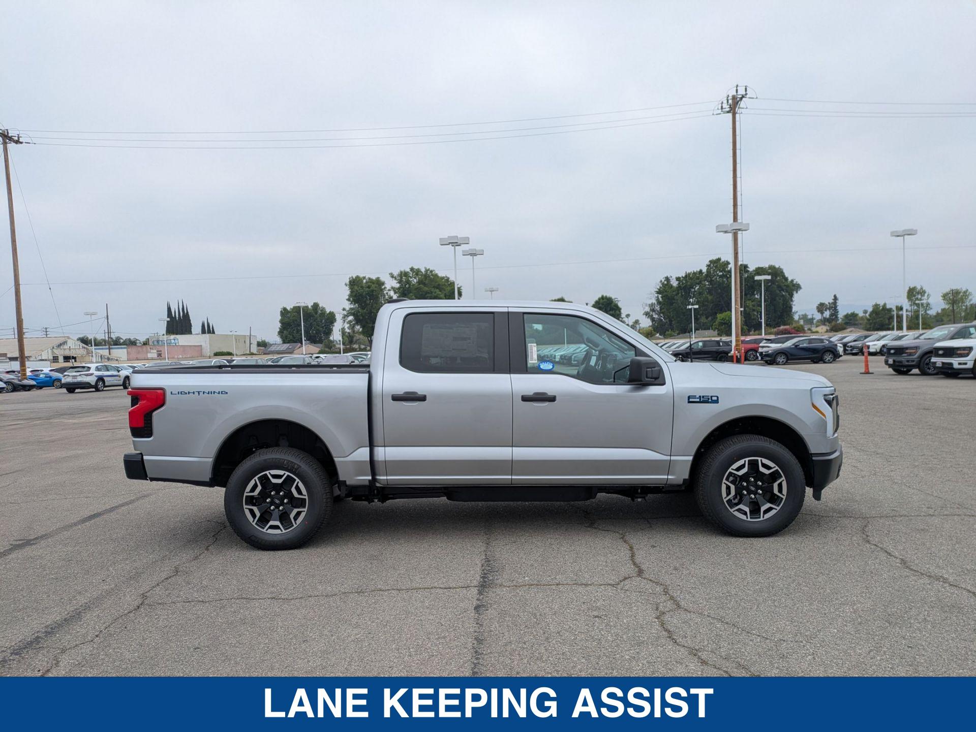 2024 Ford F-150 Lightning photo 9