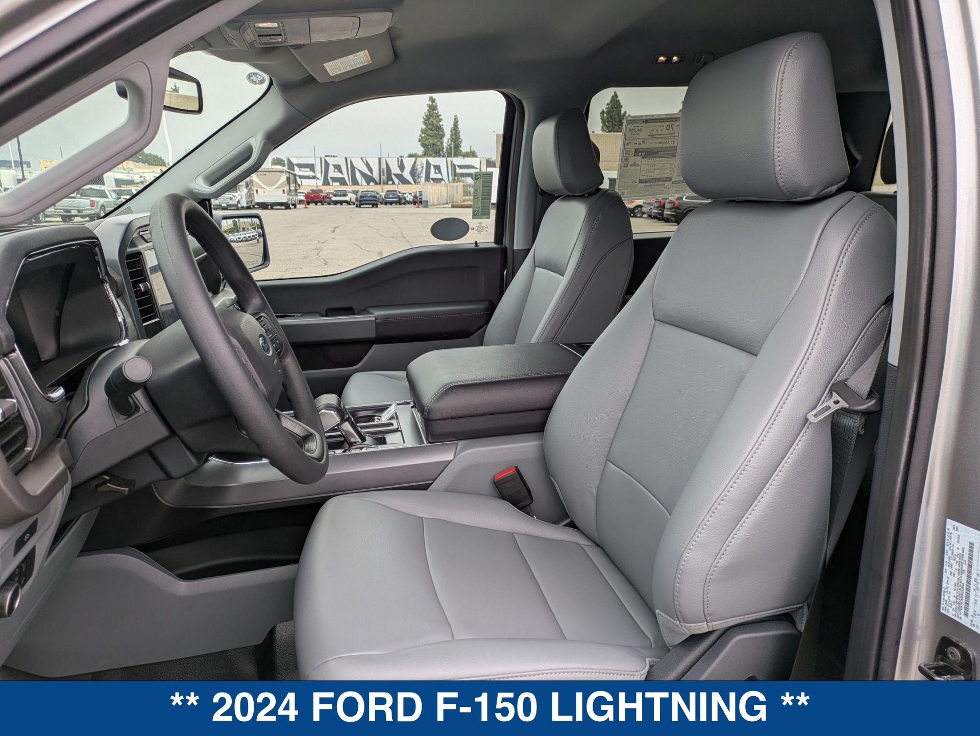 2024 Ford F-150 Lightning photo 17