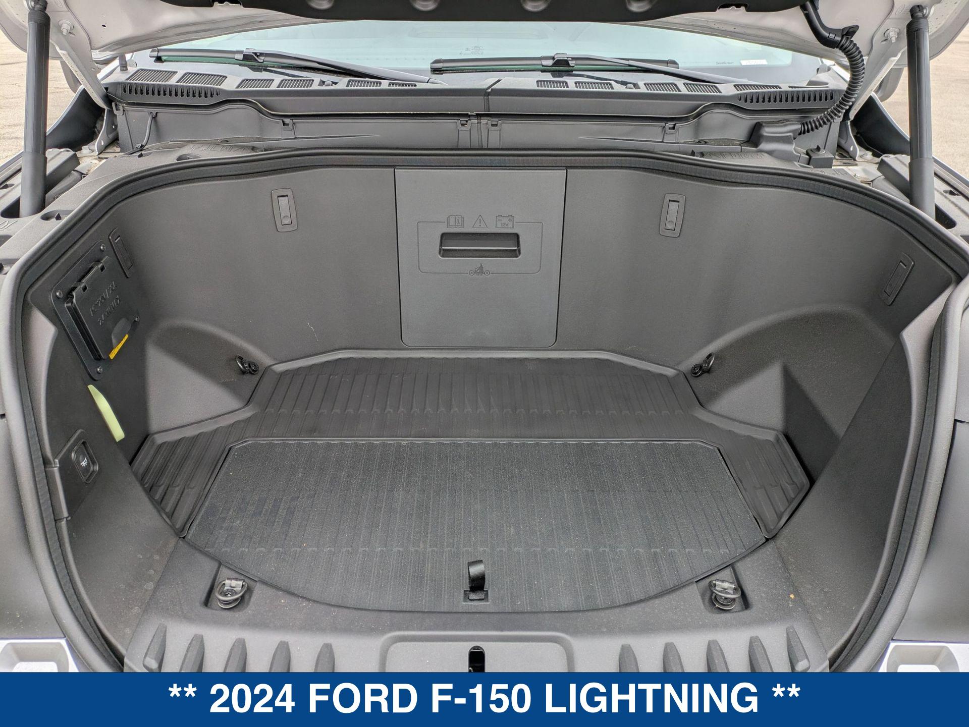 2024 Ford F-150 Lightning photo 23