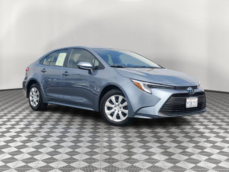2025 Toyota Corolla Hybrid LE
