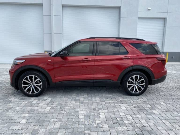 2022 Ford Explorer ST-Line