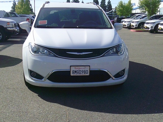 2020 Chrysler Pacifica Touring L