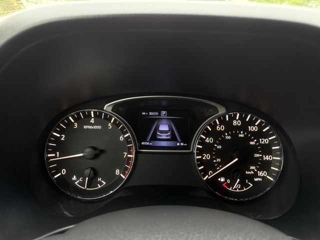 2016 Nissan Pathfinder S photo 31