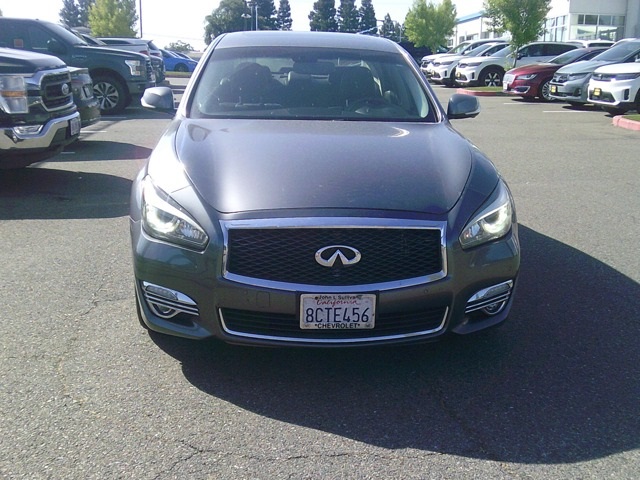 2018 INFINITI Q70 3.7 LUXE
