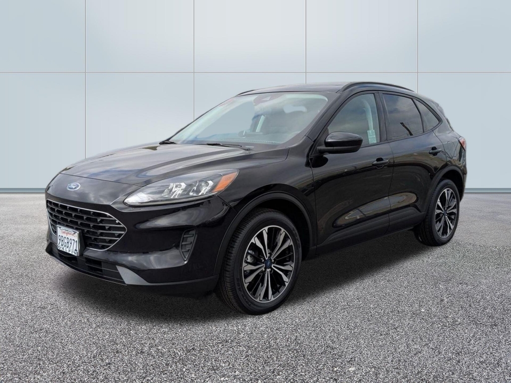 2022 Ford Escape SE Hybrid