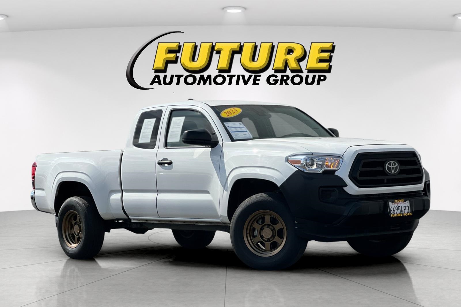 2023 Toyota Tacoma SR